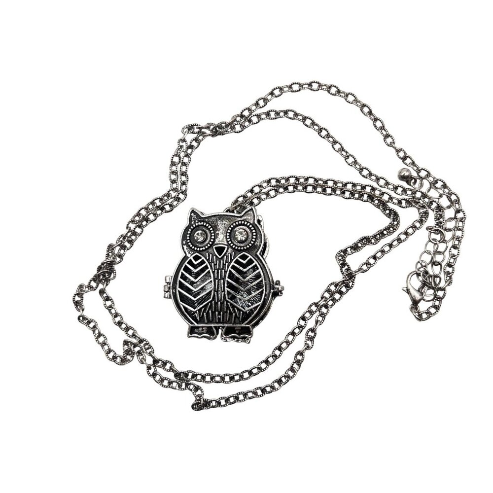 Owl Locket Necklace Aromatherapy Diffuser Silvertone Antiqued Rhinestones 32+3"